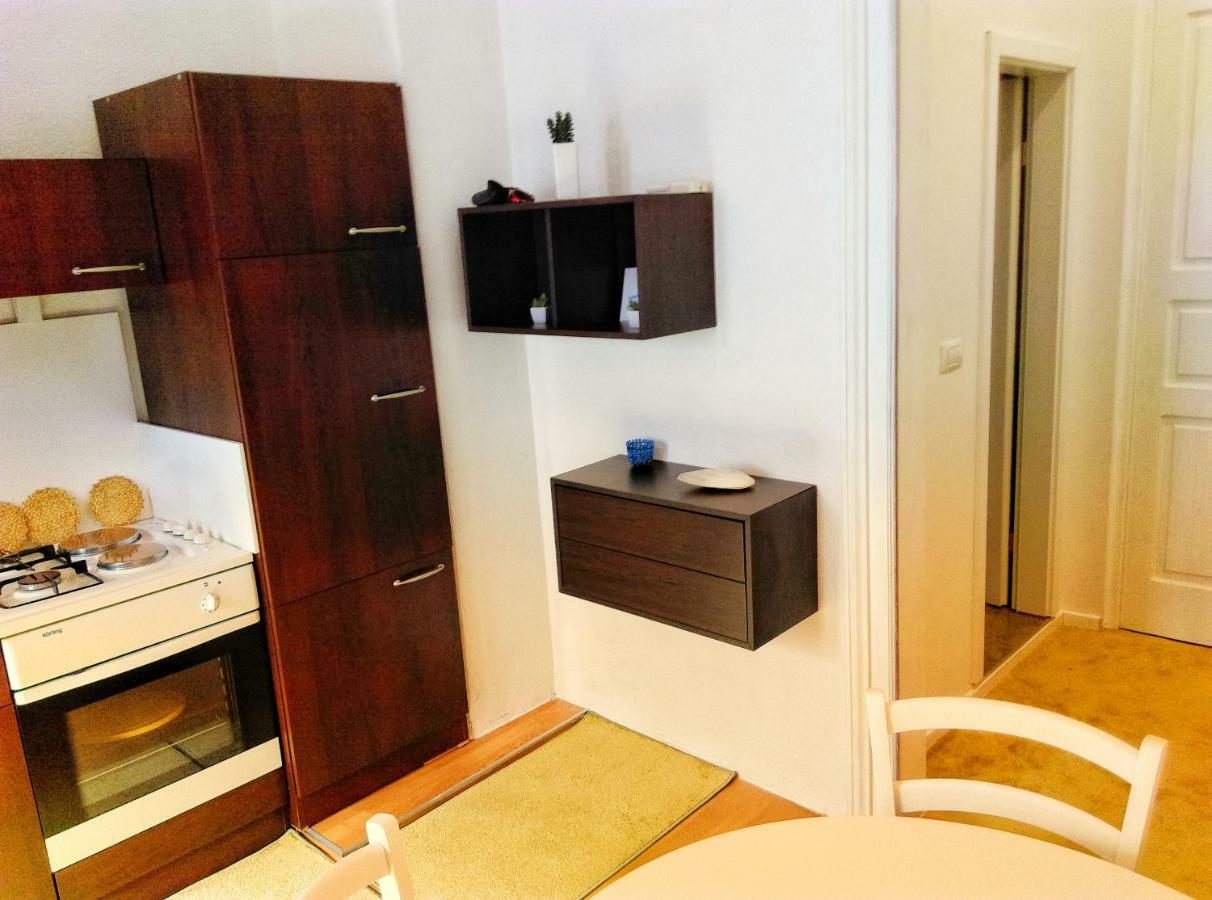 Chincha Apartment Pula Ngoại thất bức ảnh